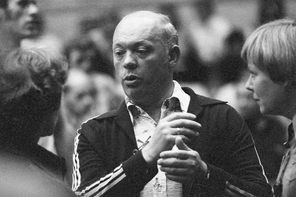 «Чувствую, скоро мне конец»Легендарный советский тренер умер во время матча. Почему он предсказал себе такую смерть?